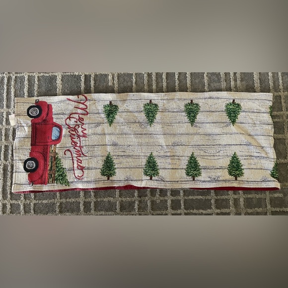 Lined Table Runner- Christmas Red Truck - Picture 3 of 3